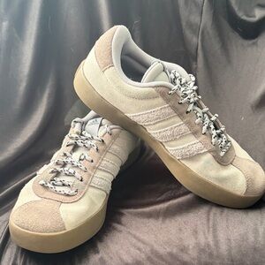 Adidas Women's VL Court 3.0 
Grey/Light Grey